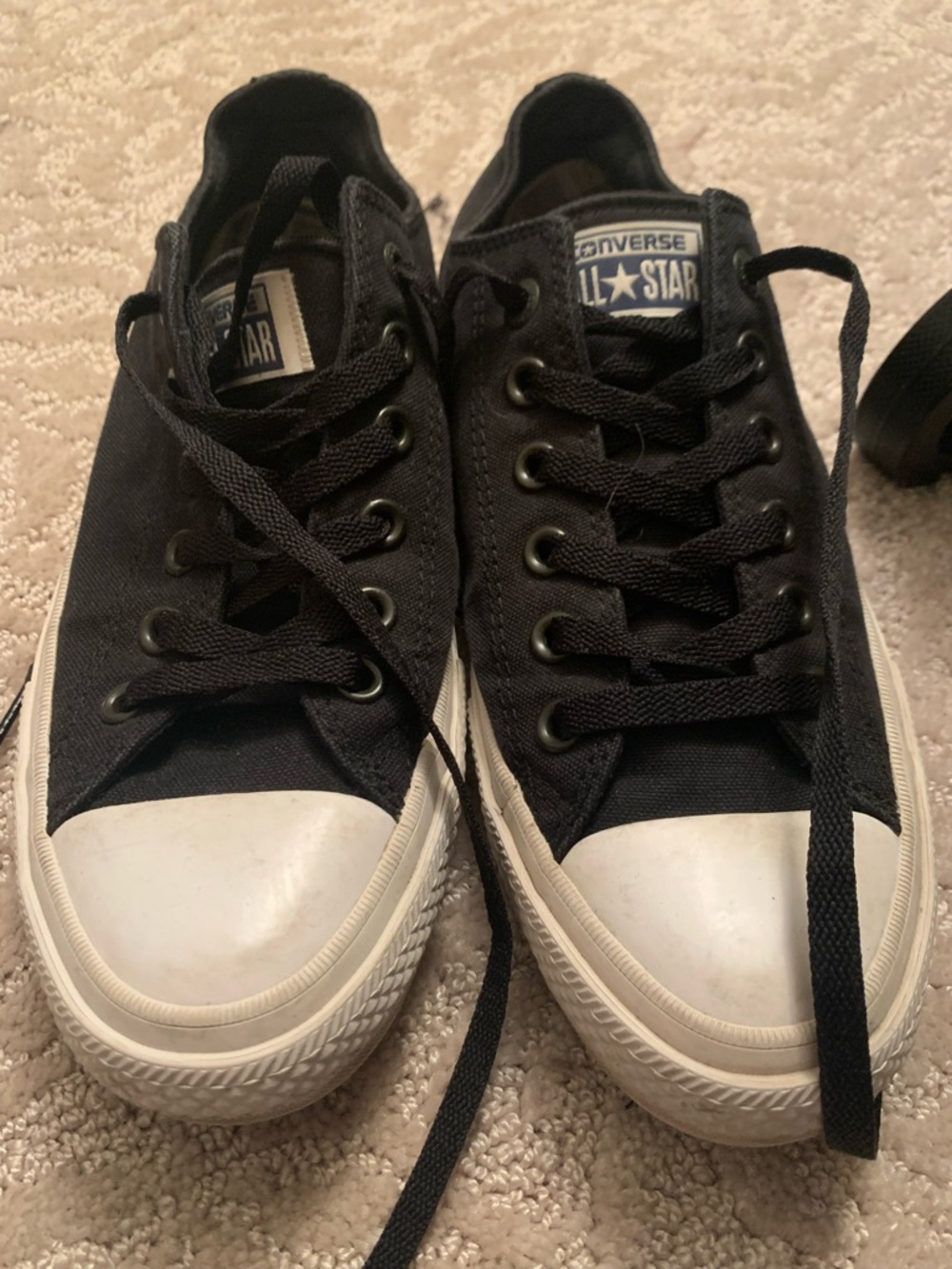 Converse Chuck Taylor Low Top Sneakers - Black and white
